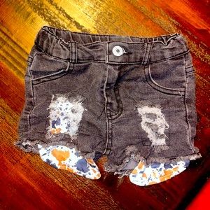 Infant cowprint denim shorts